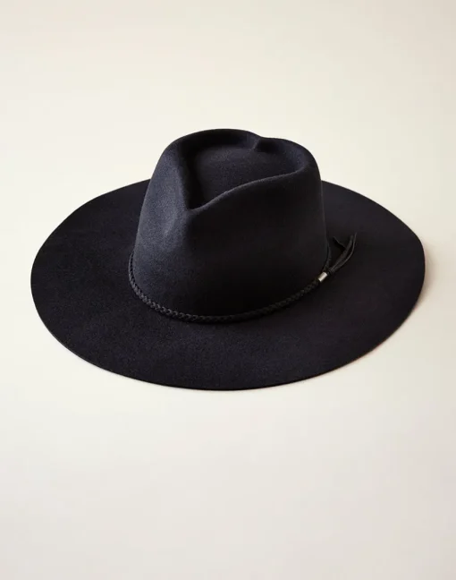 Carve Designs Accessories^Amore Hat: Black